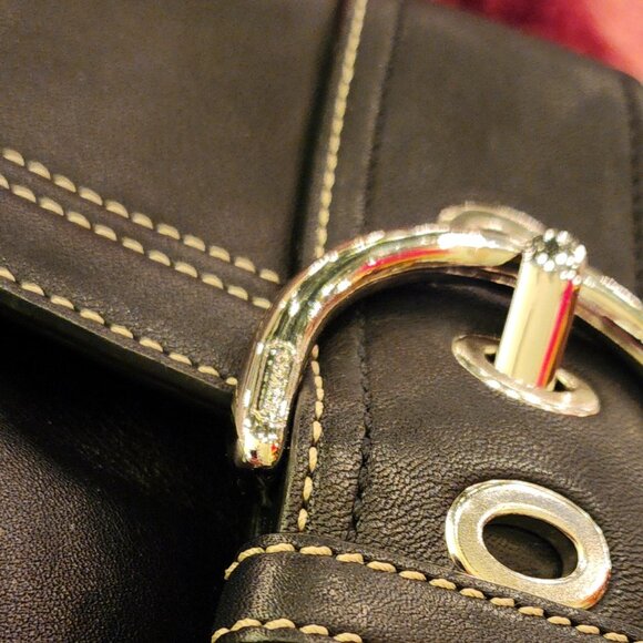 Vtg Coach F10910 MEDIUM Soho Hobo Y2K Black Leather Shoulder Bag Silver Buckle - Picture 8 of 15
